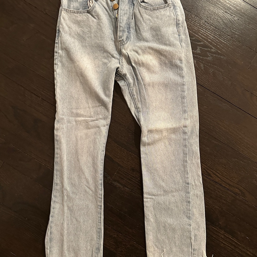 Princess Polly Denim high waist frayed crop Jeans size 4